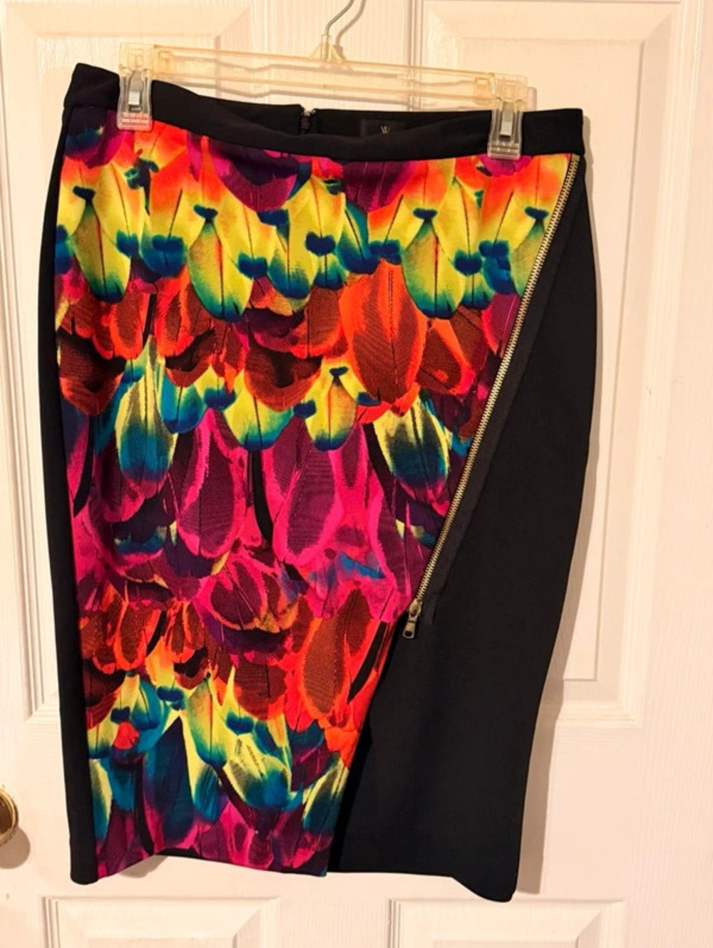 Worthington Petite Marcella Asymmetric Rainbow Feather Print Pencil Skirt olp